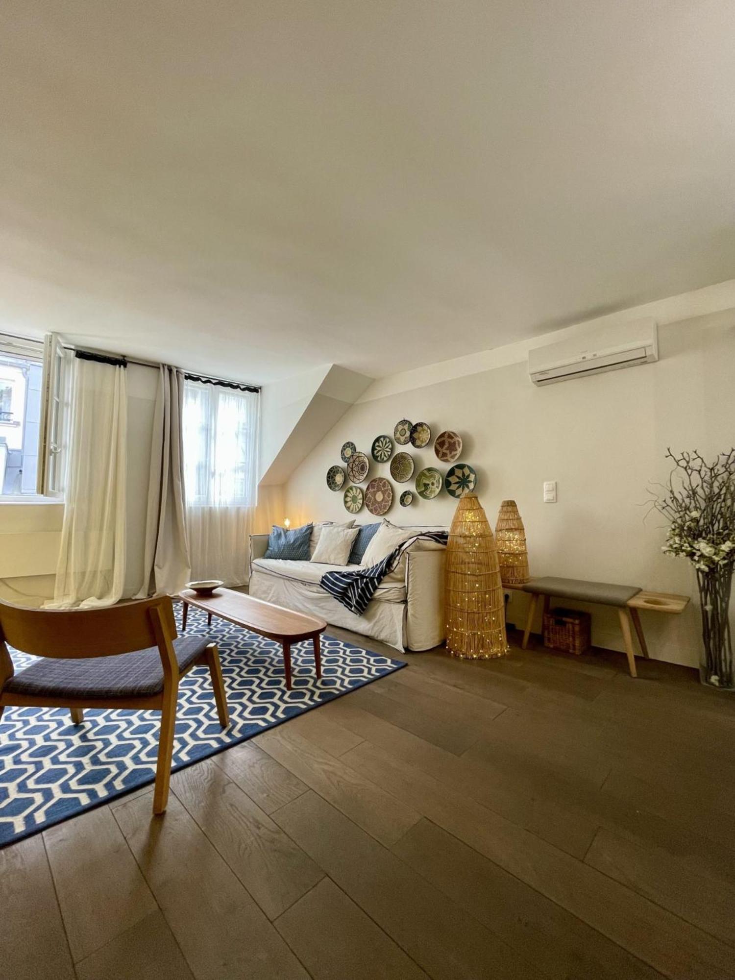 Parisian L Montorgueil Apartment